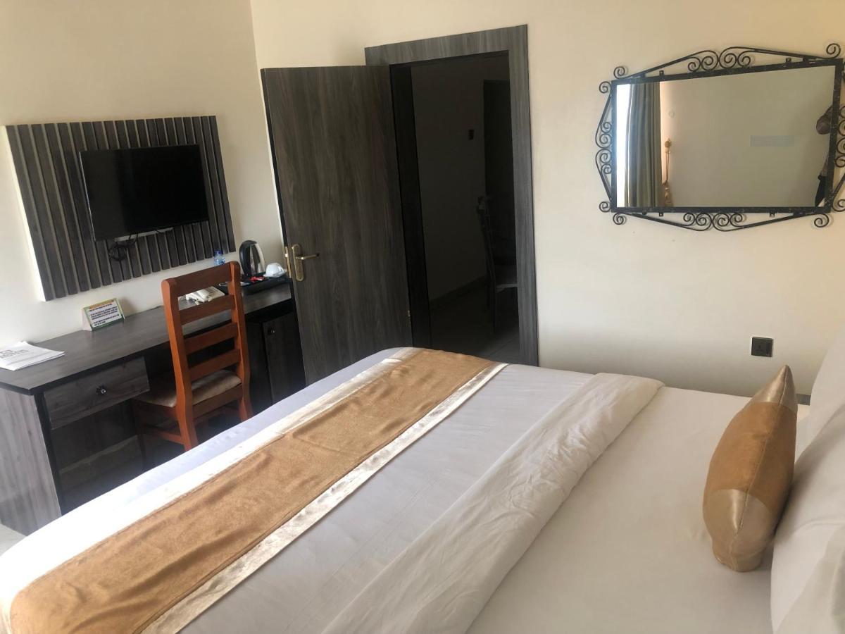 Roban Hotels Limited Enugu Ngoại thất bức ảnh