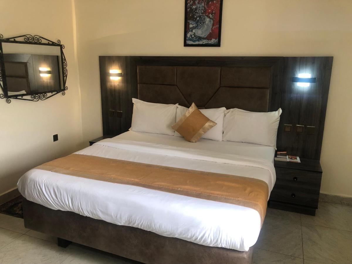 Roban Hotels Limited Enugu Ngoại thất bức ảnh