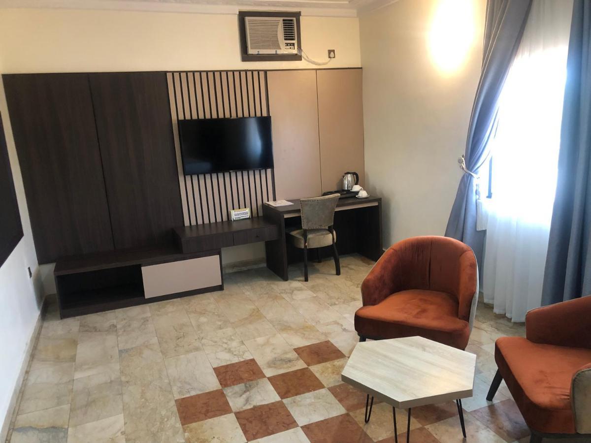 Roban Hotels Limited Enugu Ngoại thất bức ảnh
